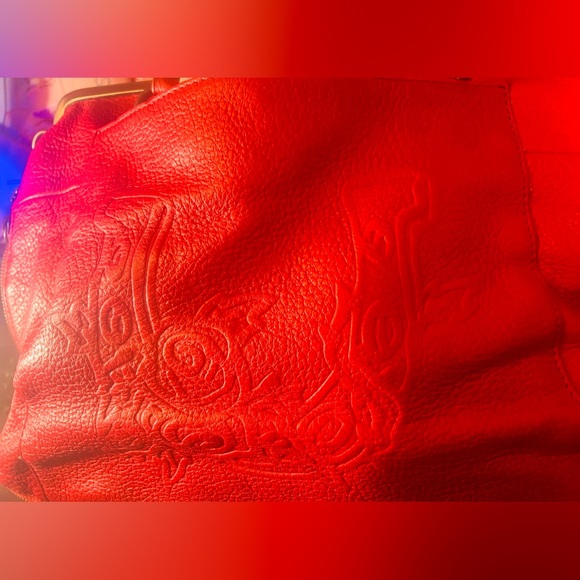 ✨RARE✨ Vintage Betsey Johnson Red Lotsa Luck kiss lock Satchel - Picture 4 of 9